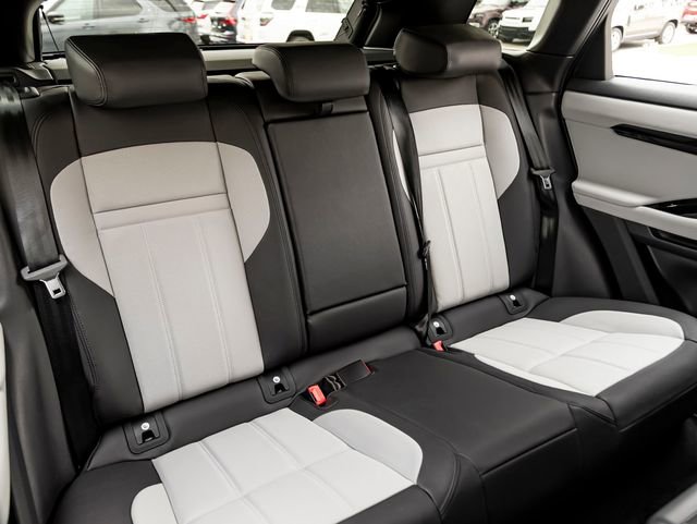 New 2026 Land Rover Range Rover Evoque Dynamic SE image 27