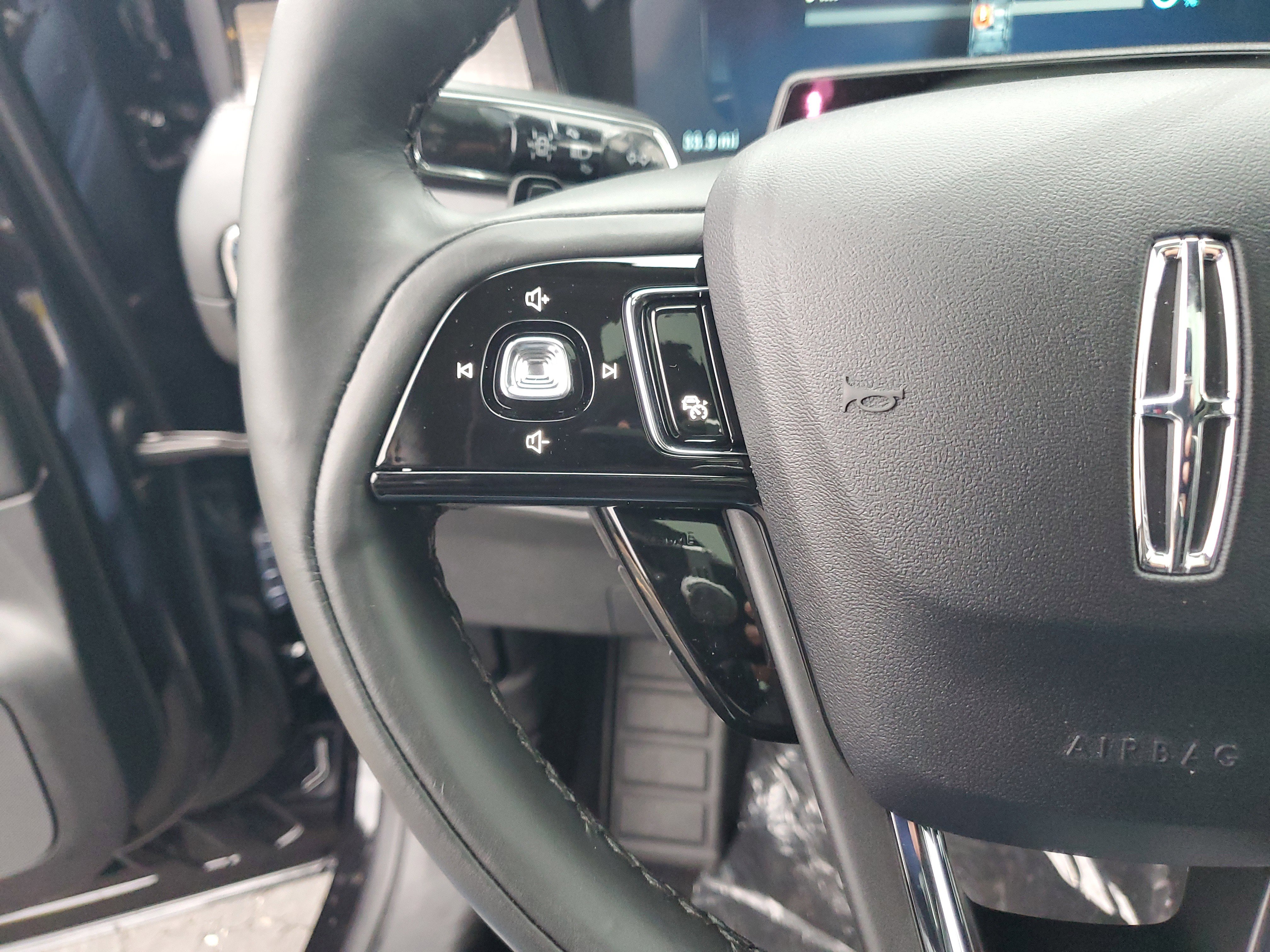 New 2026 Lincoln Corsair Grand Touring image 17