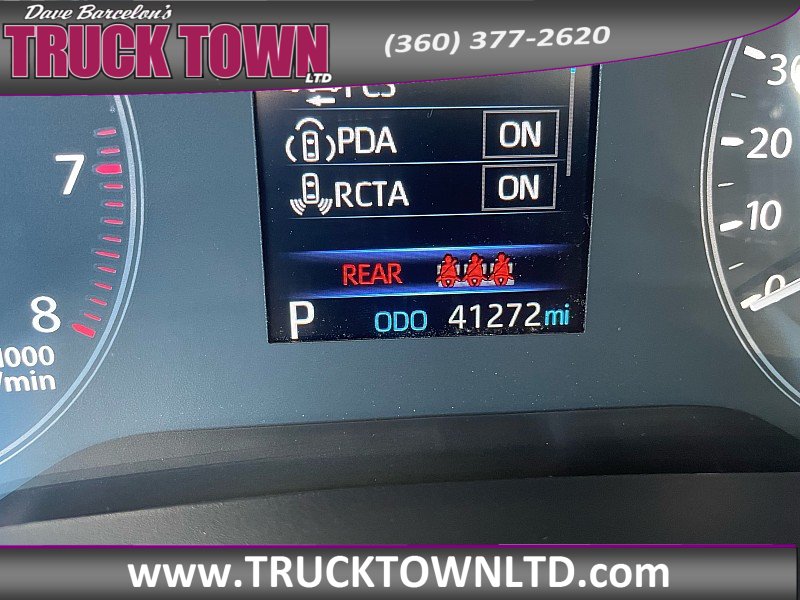 Used 2023 Toyota Corolla LE FWD image 24
