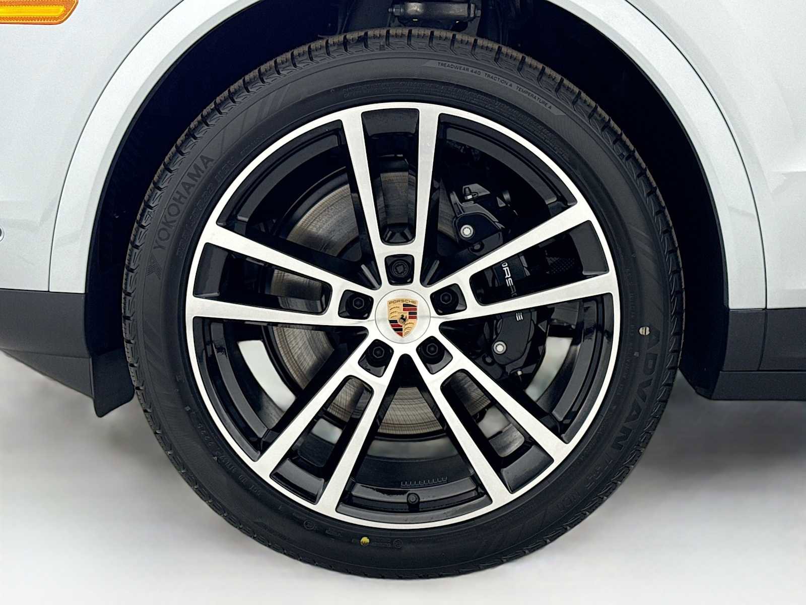 New 2026 Porsche Cayenne image 32