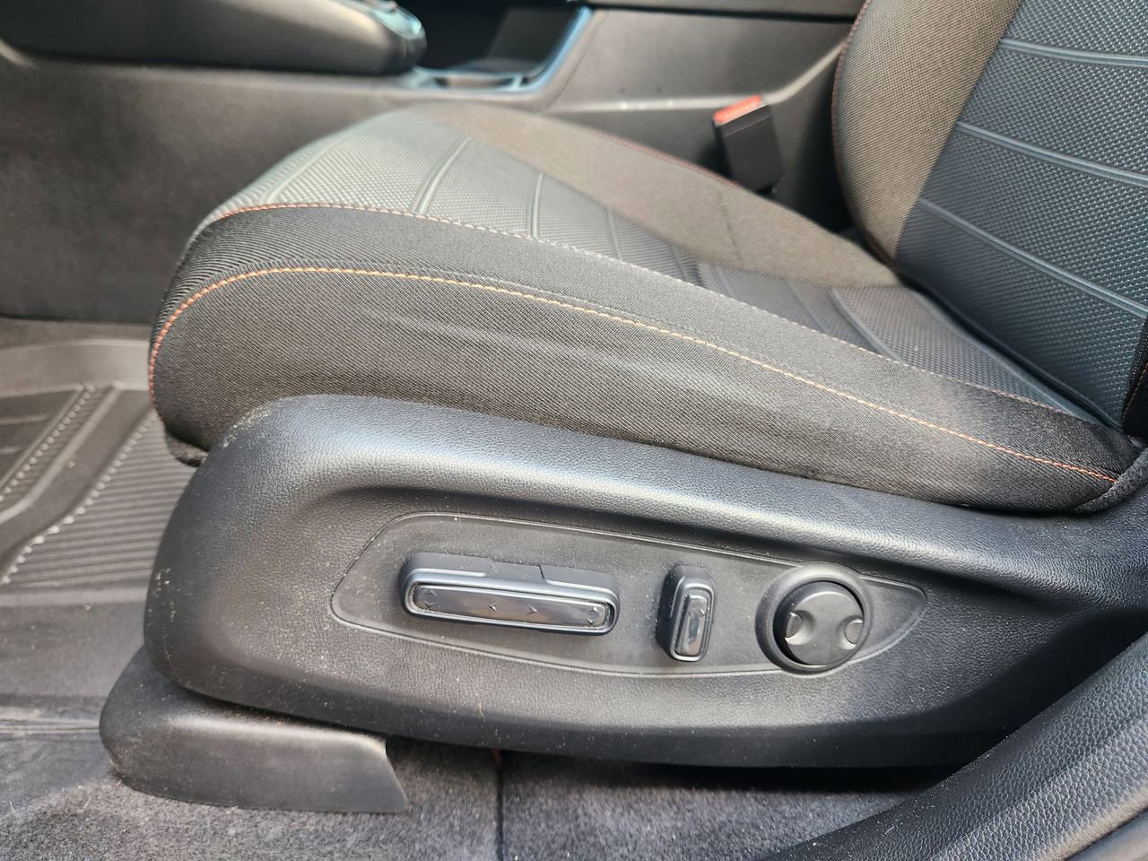 Certified 2023 Honda CR-V Sport image 23