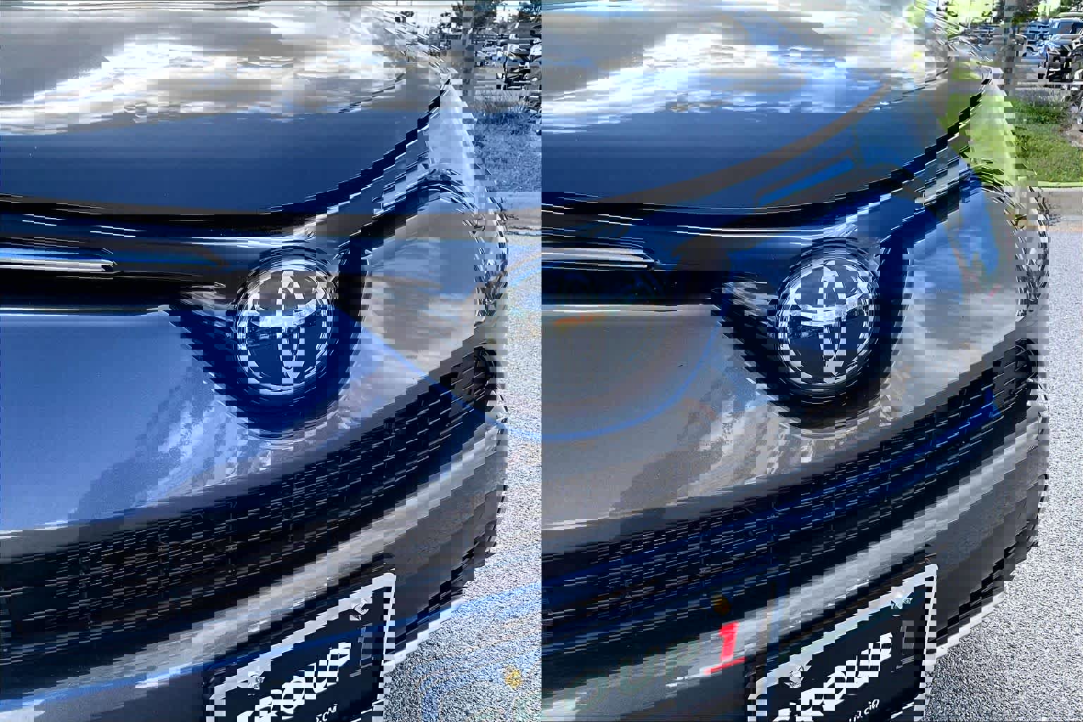 Used 2017 Toyota RAV4 XLE w/ Plus Extra Value Package image 27