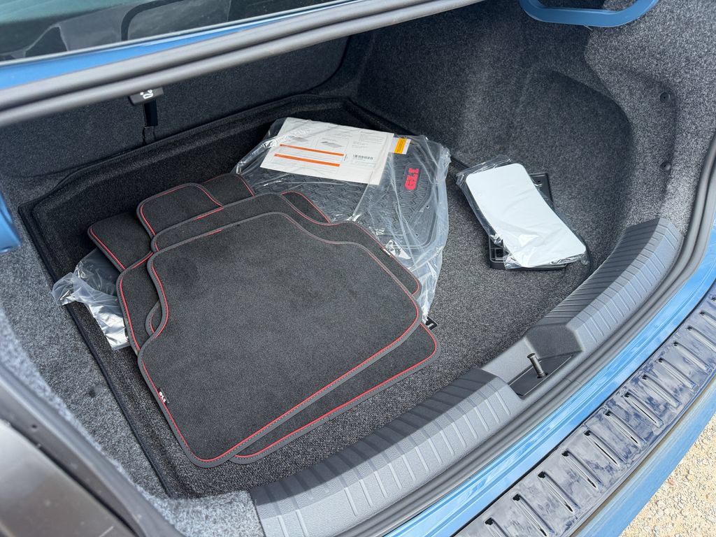 New 2026 Volkswagen Jetta GLI Autobahn FWD image 26