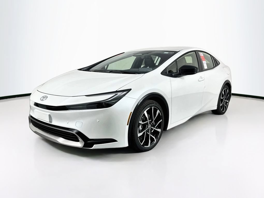 Used 2026 Toyota Prius Plug-In Hybrid FWD image 3