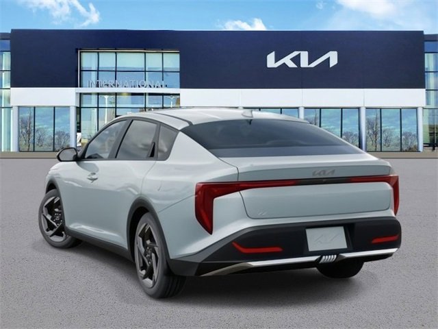 New 2025 Kia K4 EX image 4