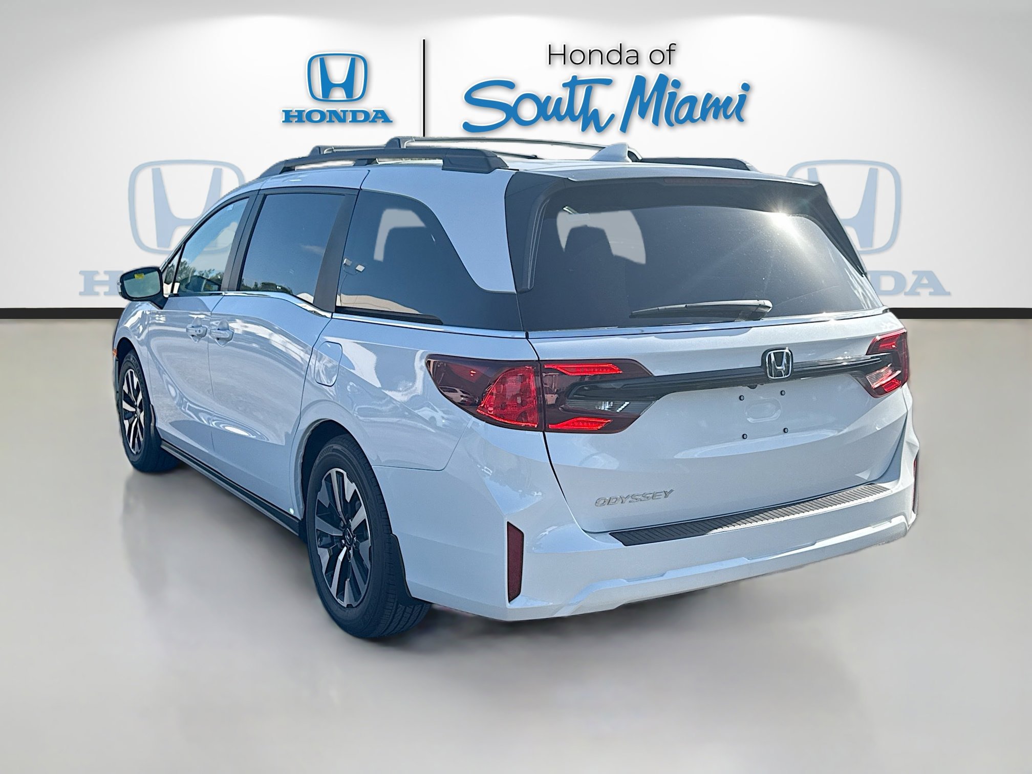 New 2026 Honda Odyssey EX-L image 5