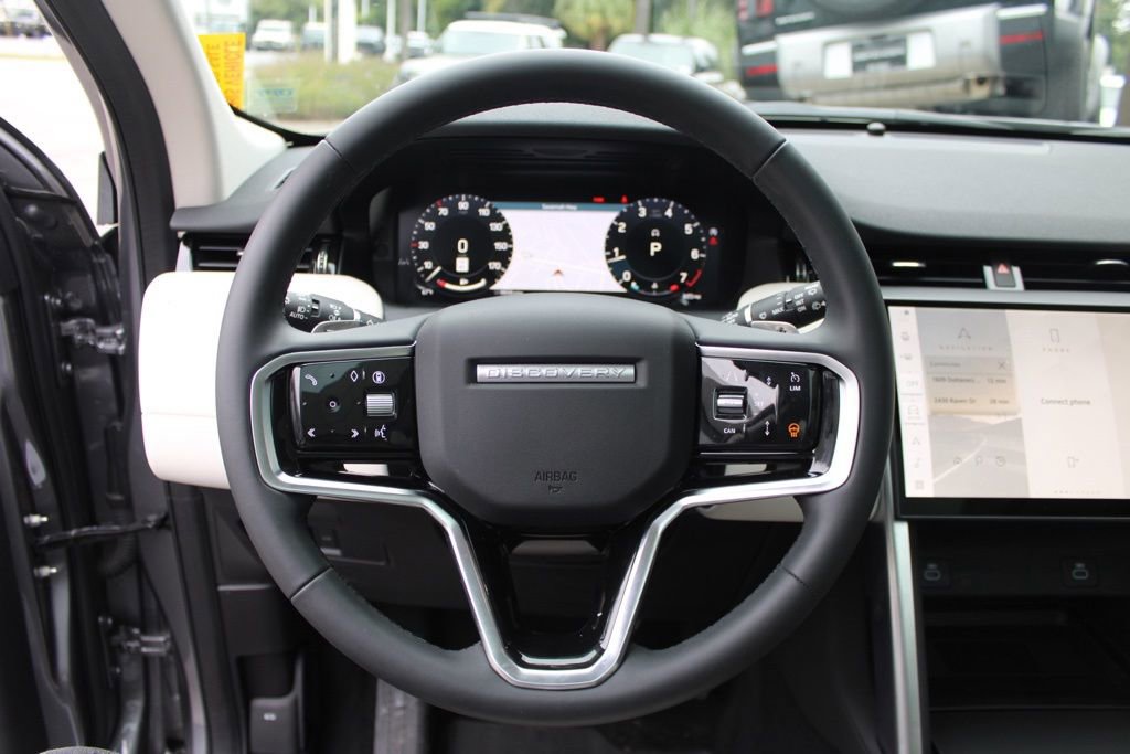 Certified 2025 Land Rover Discovery Sport S image 15
