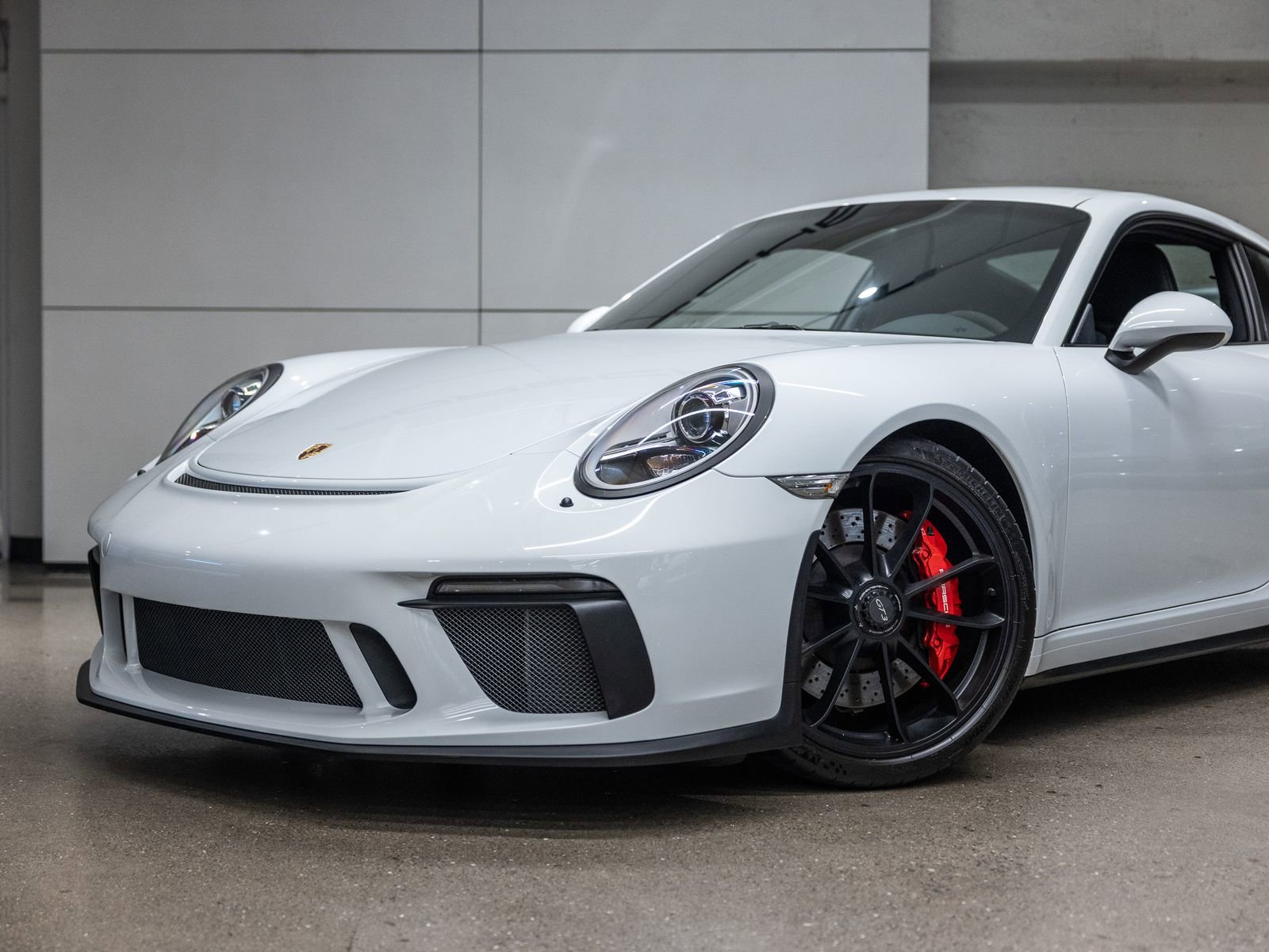 Certified 2018 Porsche 911 GT3 w/ Sport Chrono Package image 17