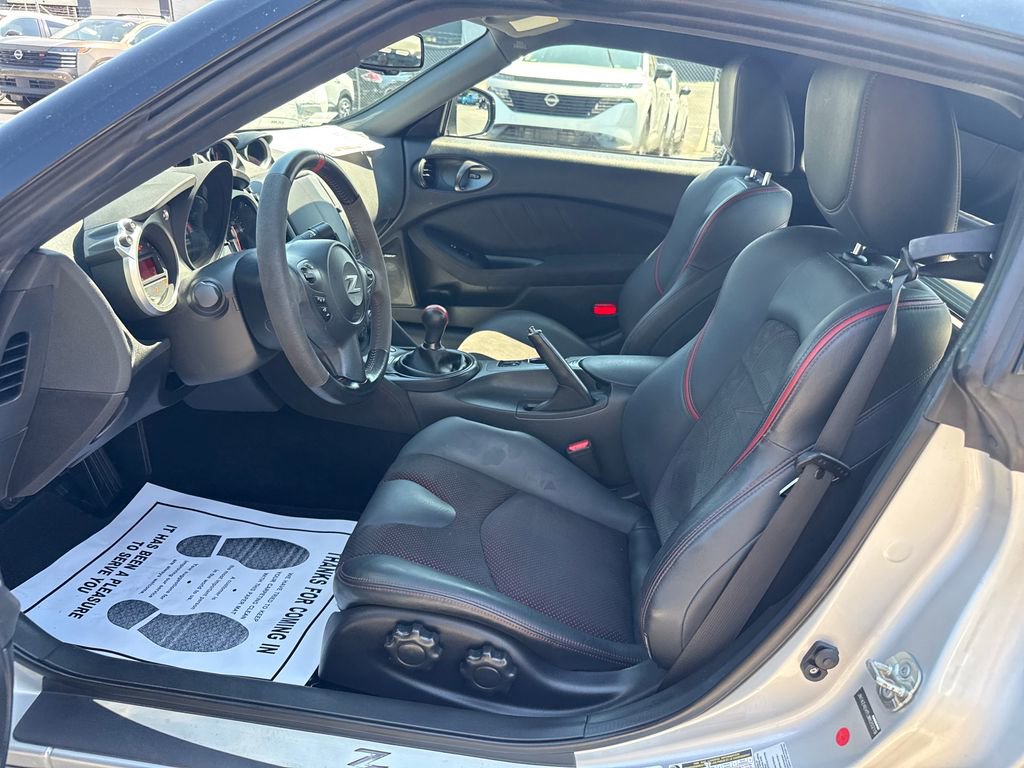 Used 2020 Nissan 370Z image 9