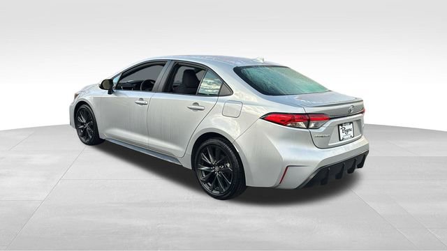 Used 2024 Toyota Corolla SE image 8