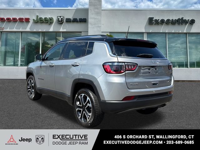 Used 2022 Jeep Compass Limited w/ Sun and Sound Group AWD/4WD image 2
