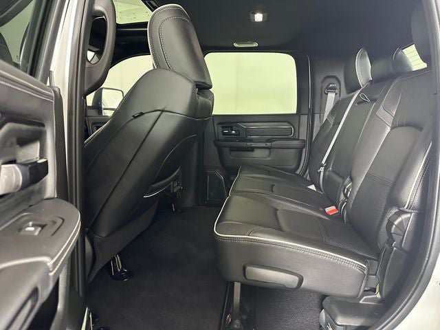 Used 2025 RAM 2500 Limited AWD/4WD image 24