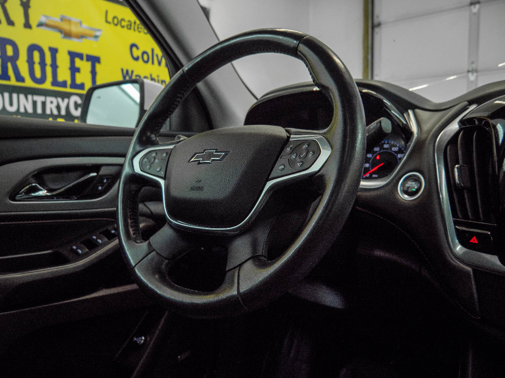 Used 2021 Chevrolet Traverse RS image 28