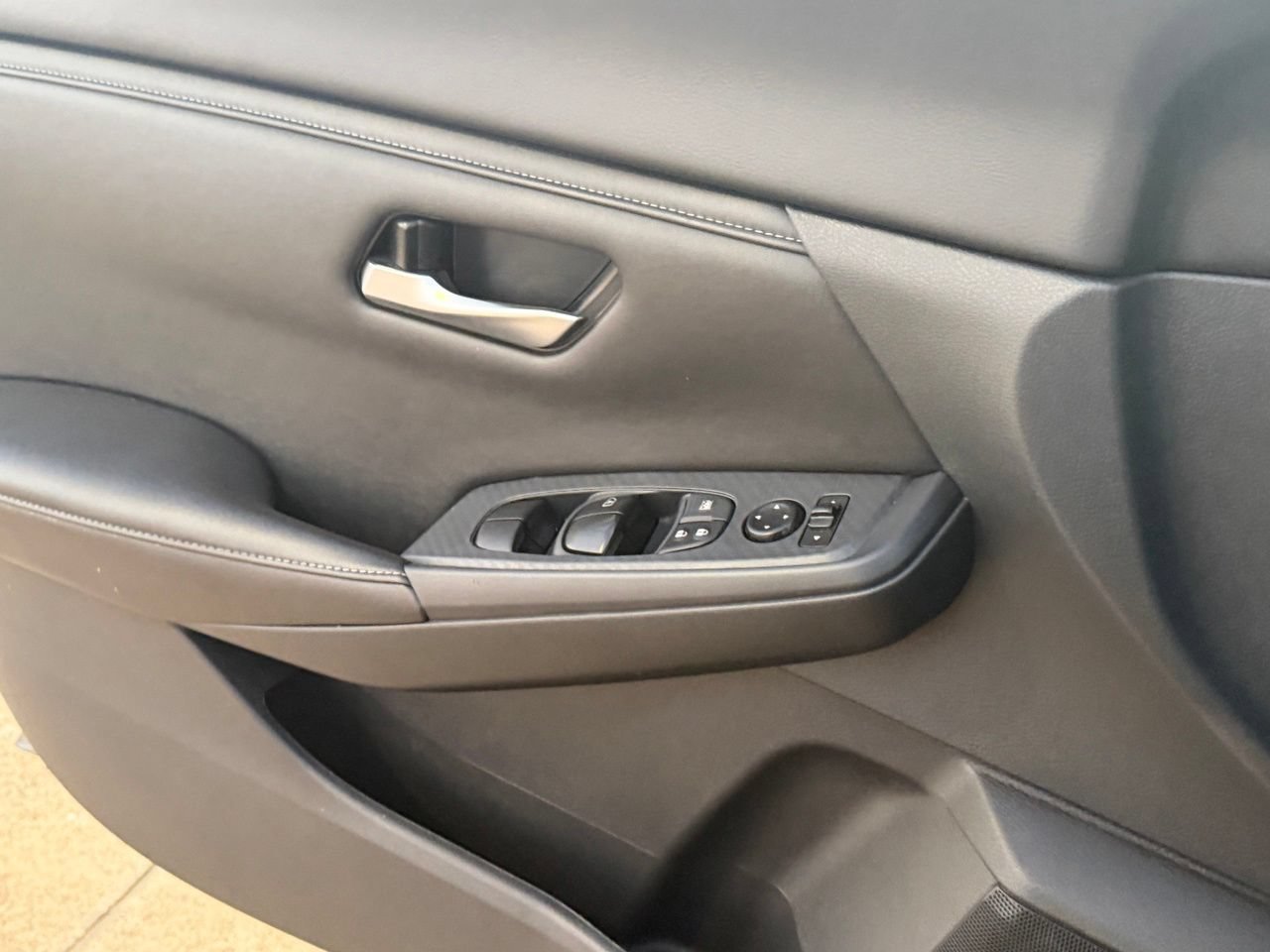 Certified 2025 Nissan Sentra SV w/ All-Weather Package FWD image 22