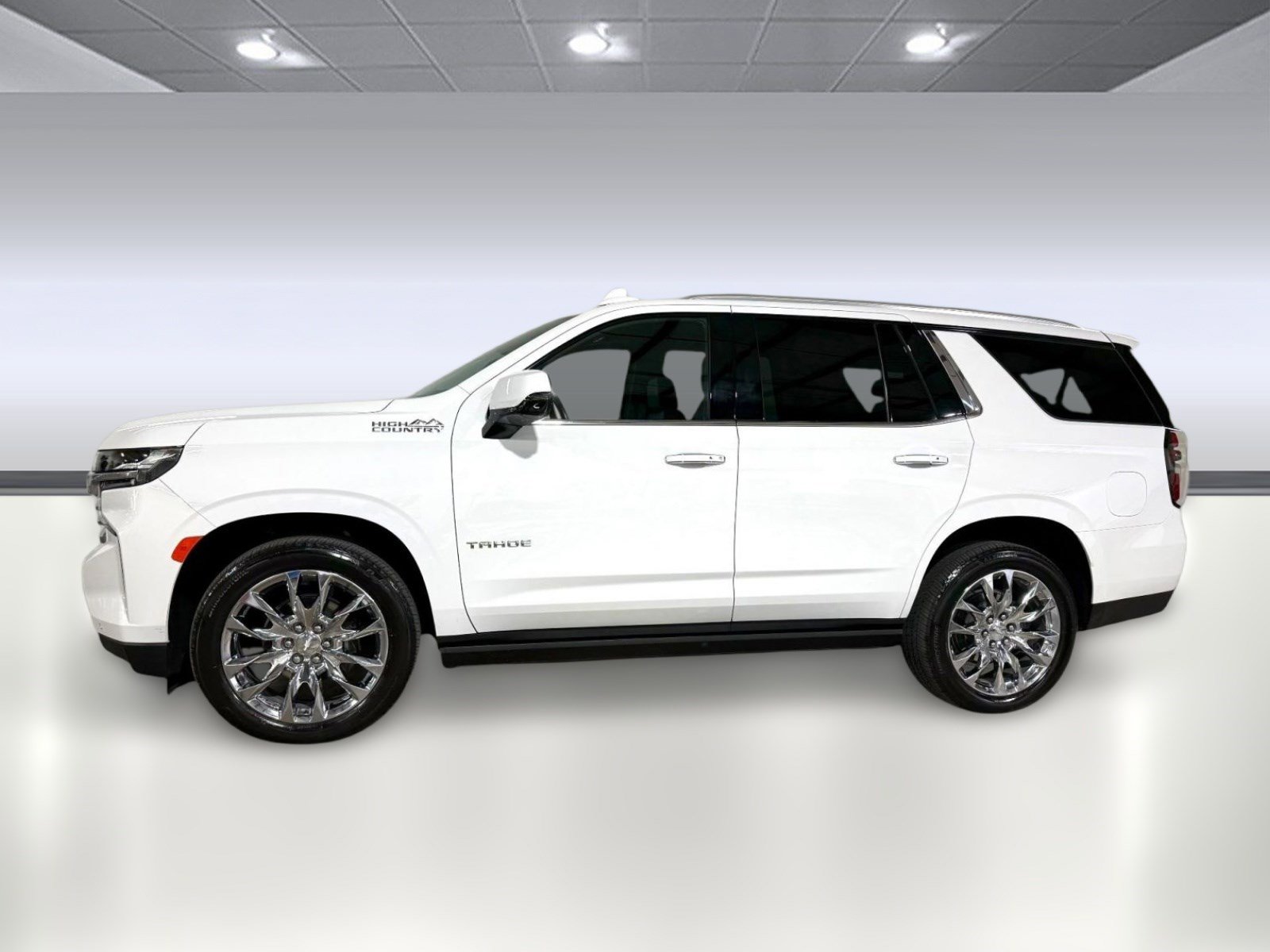 Used 2024 Chevrolet Tahoe High Country image 2