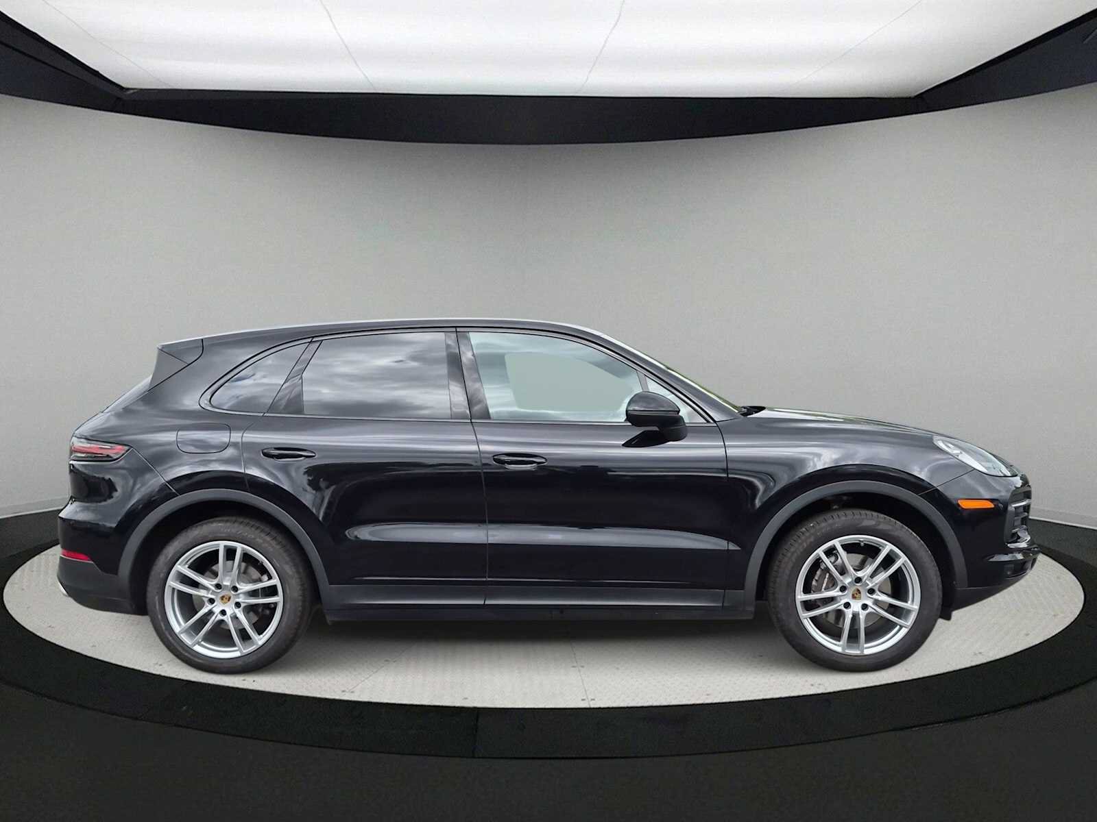 Used 2019 Porsche Cayenne AWD/4WD image 9