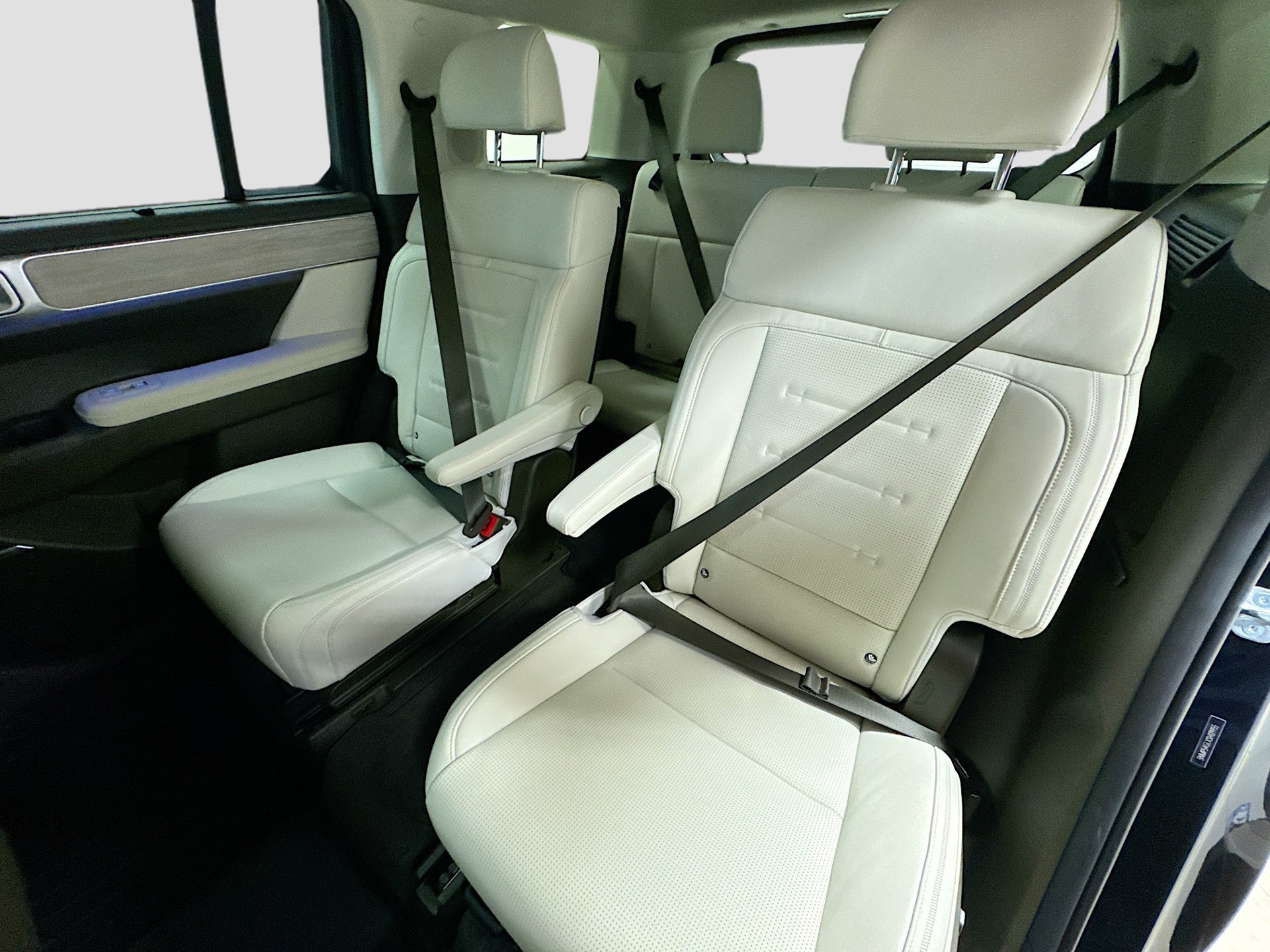 Used 2025 Hyundai Santa Fe Calligraphy FWD image 26
