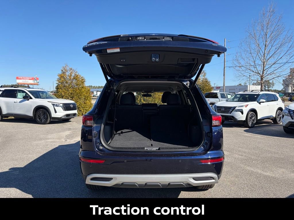 Used 2024 Mitsubishi Outlander SE image 7