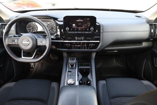Certified 2025 Nissan Pathfinder SV AWD/4WD image 24