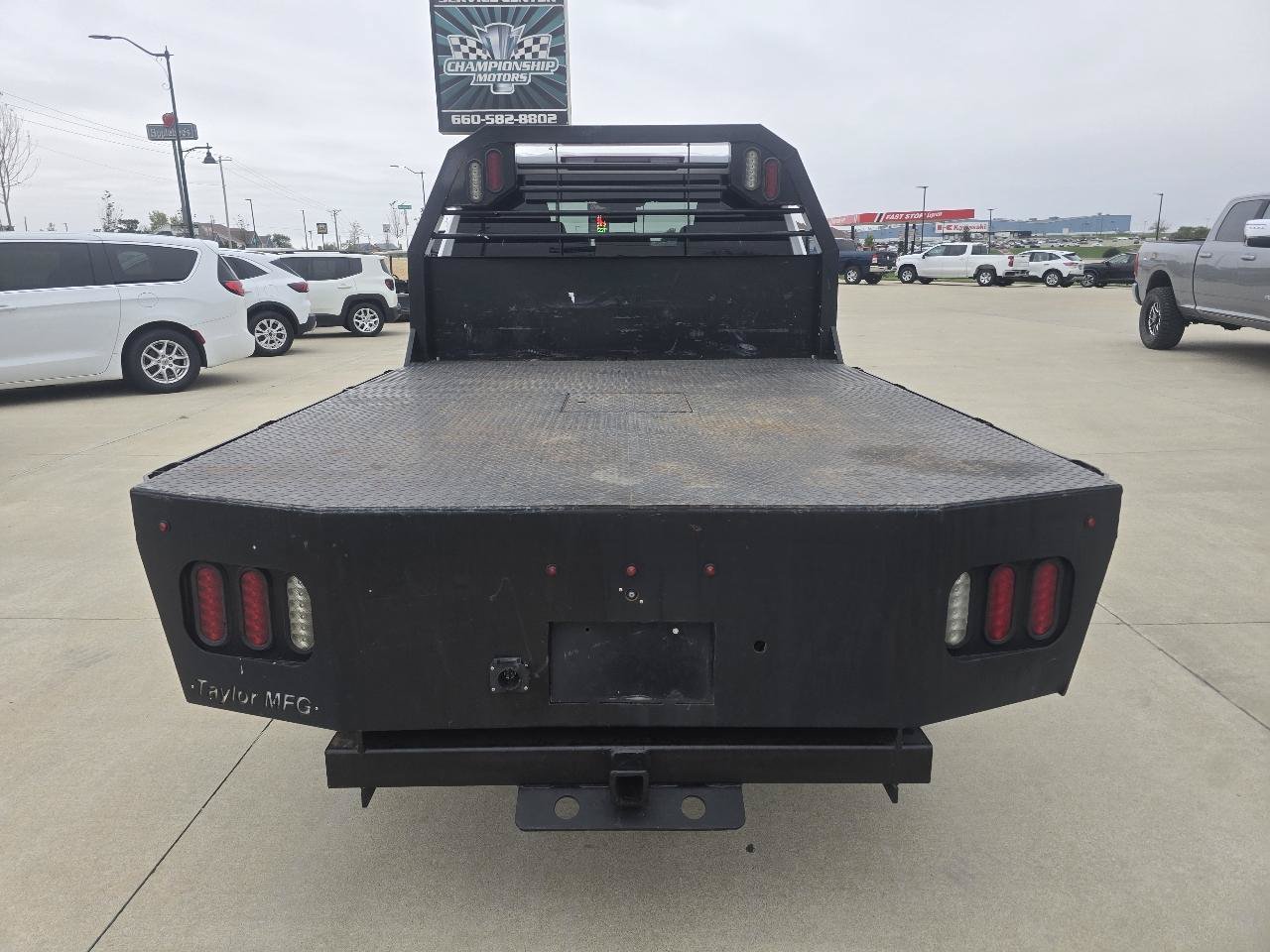 Used 2024 Chevrolet Silverado 2500 LT w/ Convenience Package AWD/4WD image 4