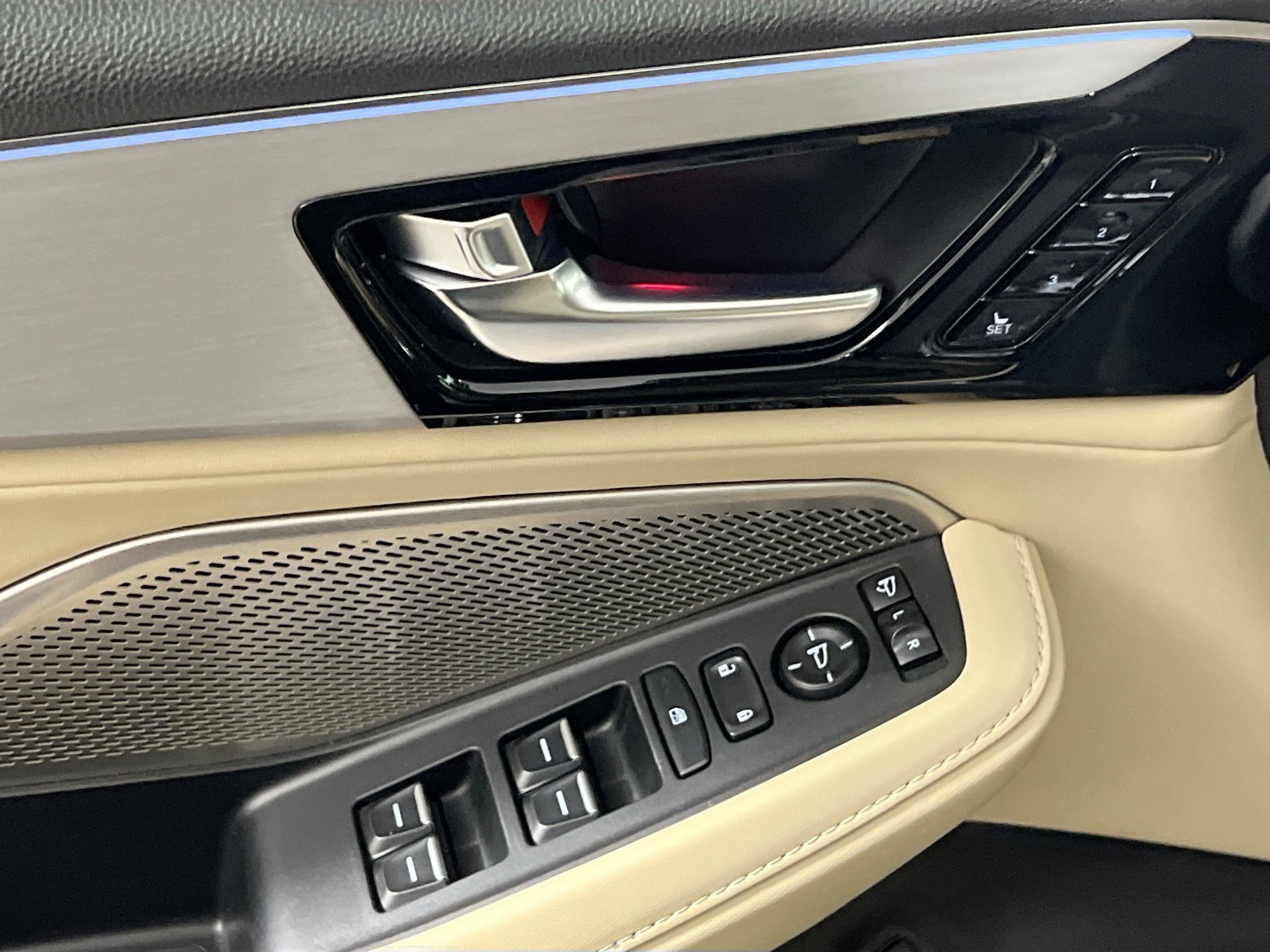 Used 2022 Acura MDX w/ Technology Package FWD image 17