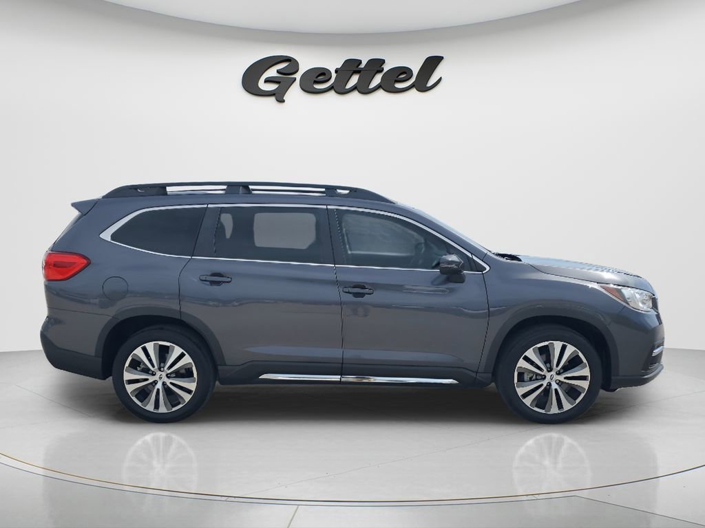 Used 2022 Subaru Ascent Limited w/ Technology Package AWD/4WD image 3