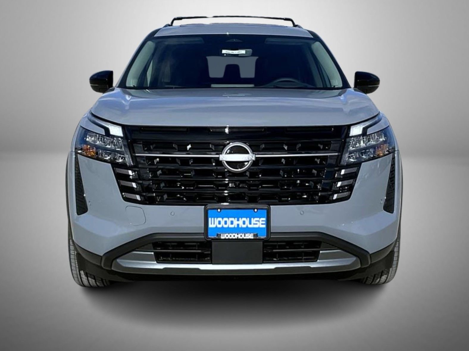 New 2026 Nissan Pathfinder Platinum image 2