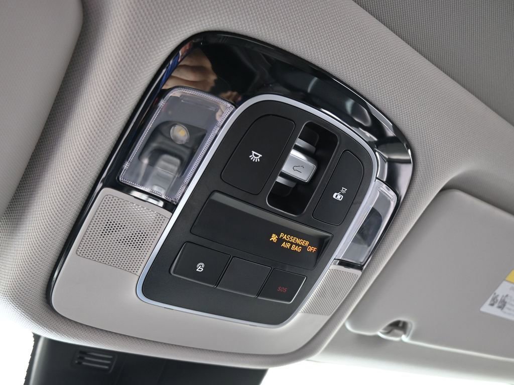 Used 2022 Hyundai Tucson Limited w/ Cargo Package image 19