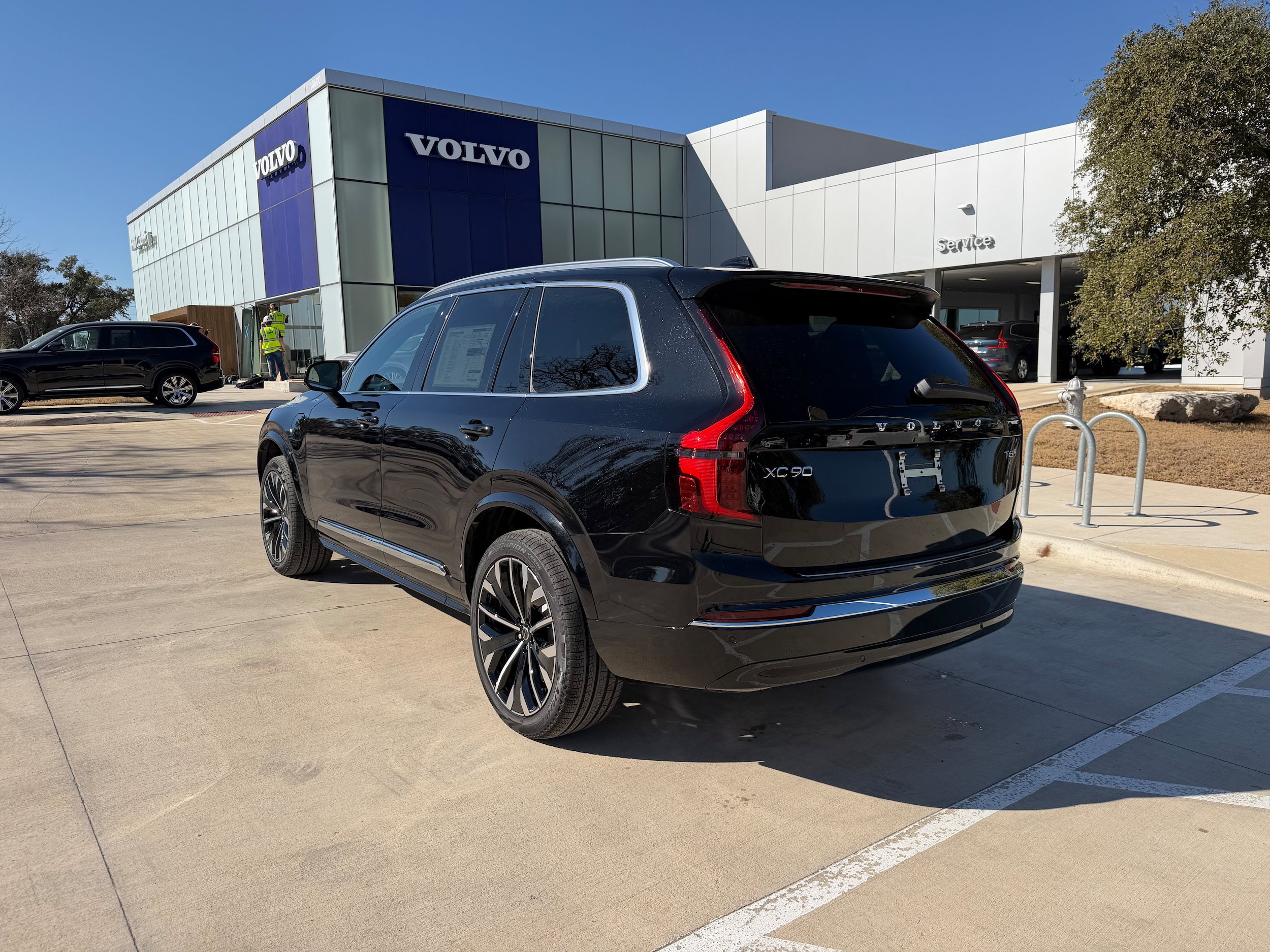New 2026 Volvo XC90 T8 Core w/ Protection Package Premier AWD/4WD image 4