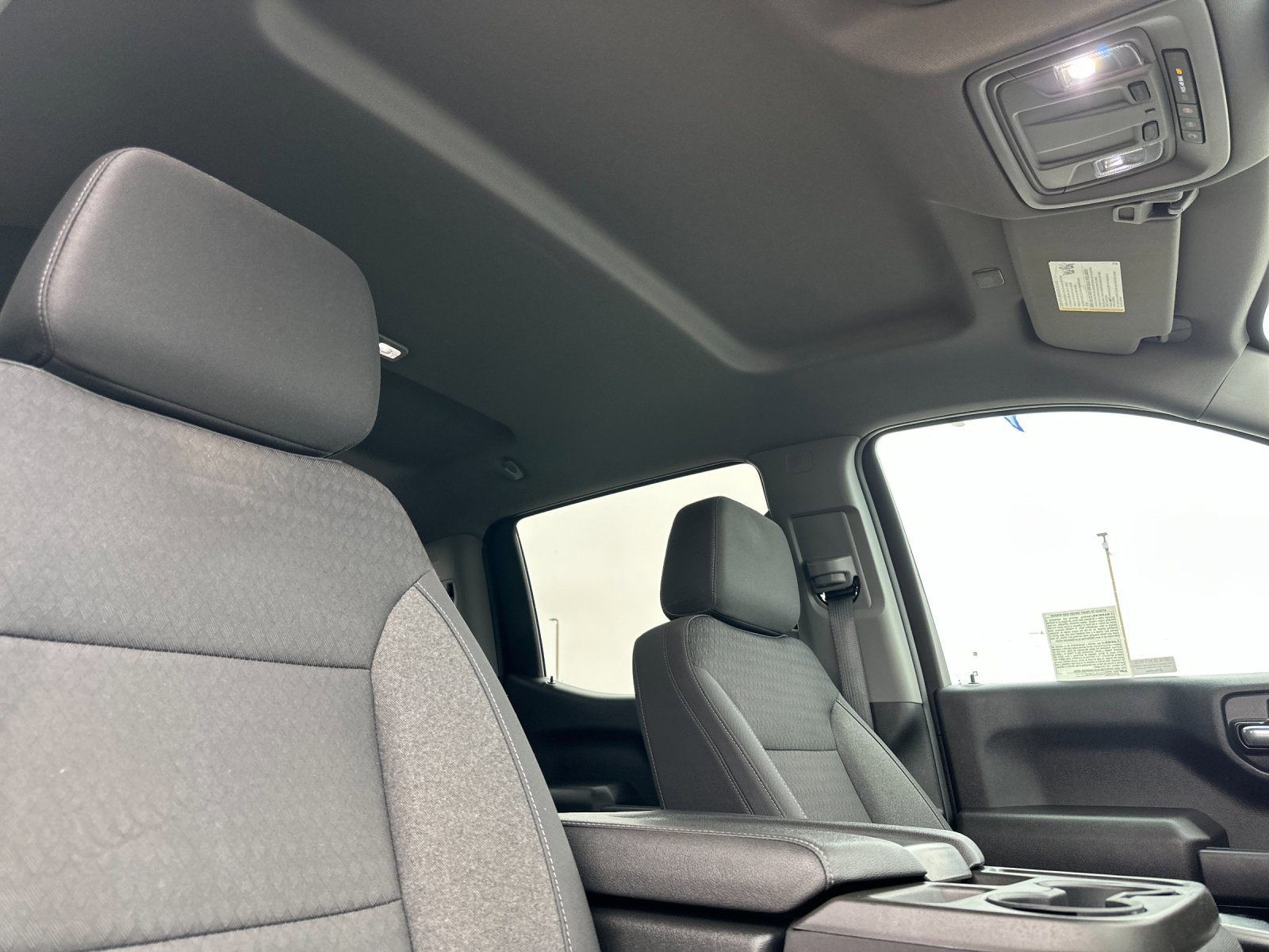 Used 2023 Chevrolet Silverado 1500 Custom image 16