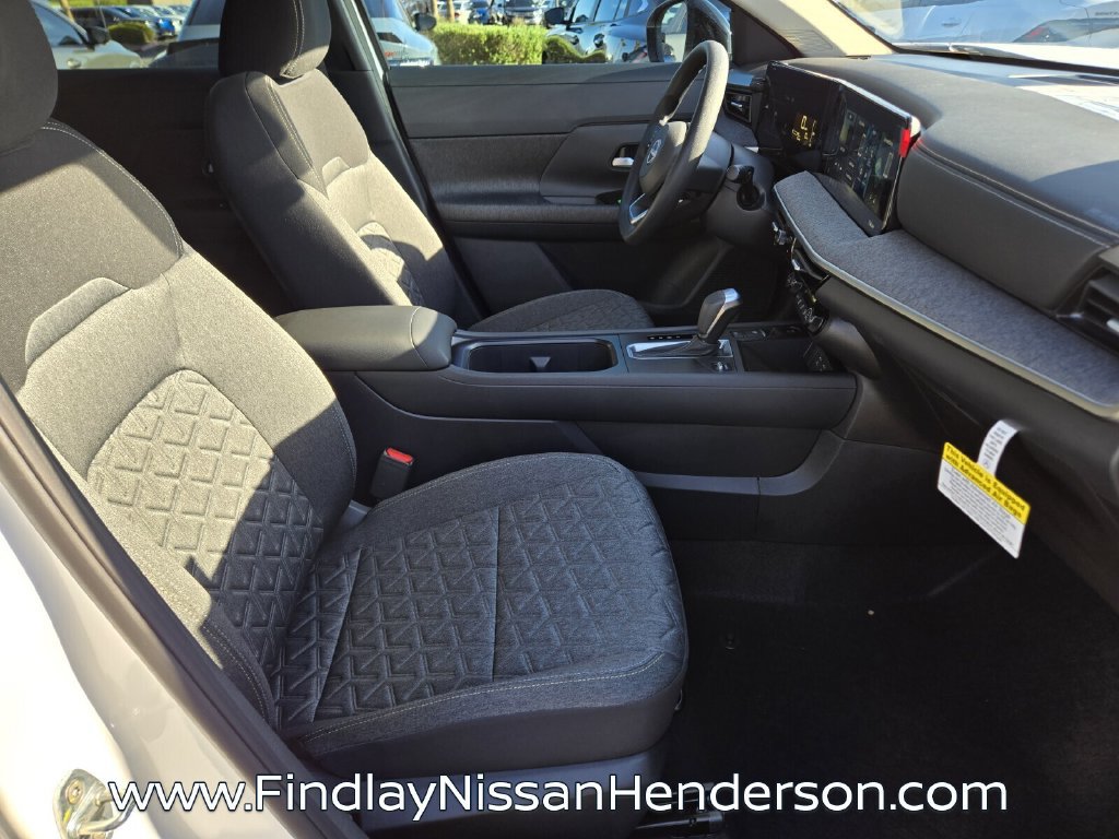 New 2026 Nissan Kicks SV FWD image 13