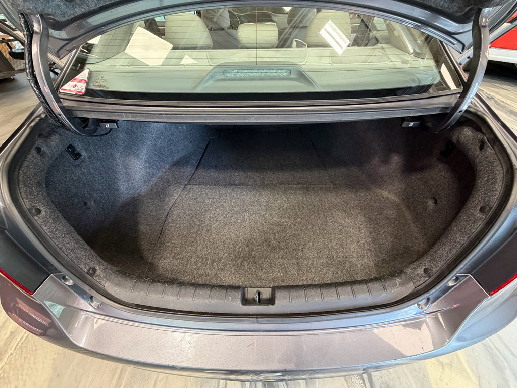 Used 2017 Honda Accord EX-L image 49