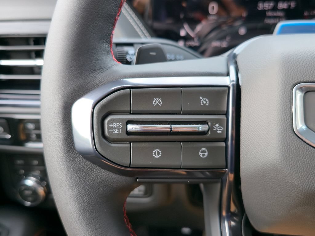 New 2026 GMC Yukon XL AT4 Ultimate AWD/4WD image 19