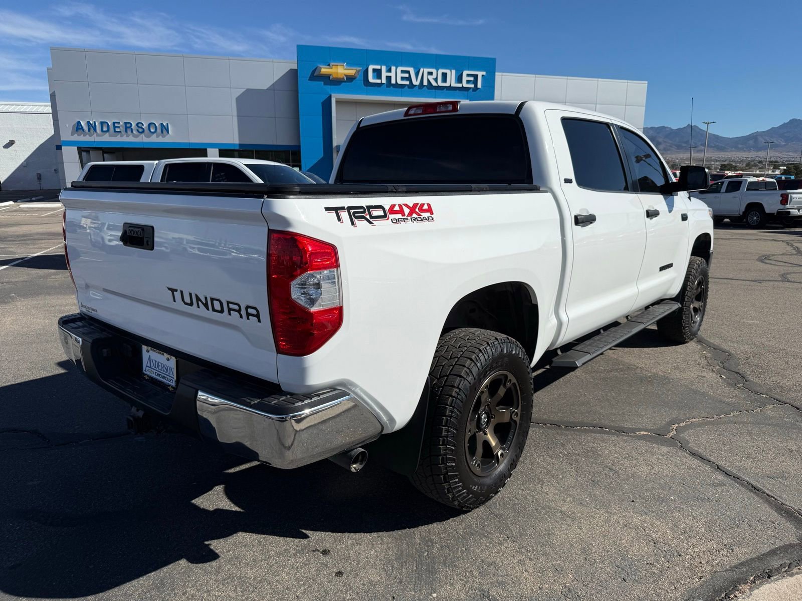Used 2018 Toyota Tundra SR5 w/ TRD Off Road Package image 6