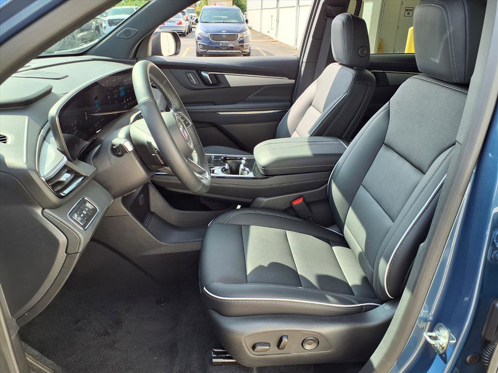 New 2025 Buick Enclave Preferred w/ Power Package image 4