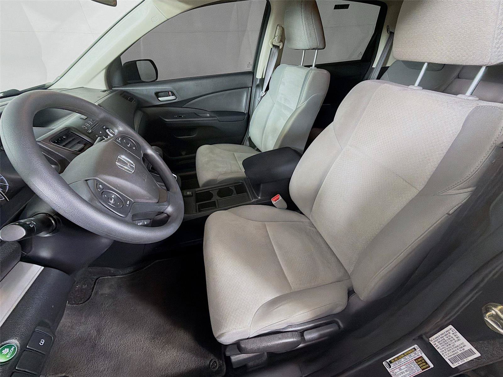 Used 2016 Honda CR-V LX image 2
