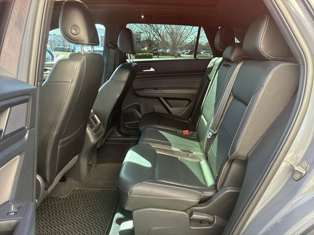 Used 2021 Volkswagen Atlas Cross Sport SE image 23