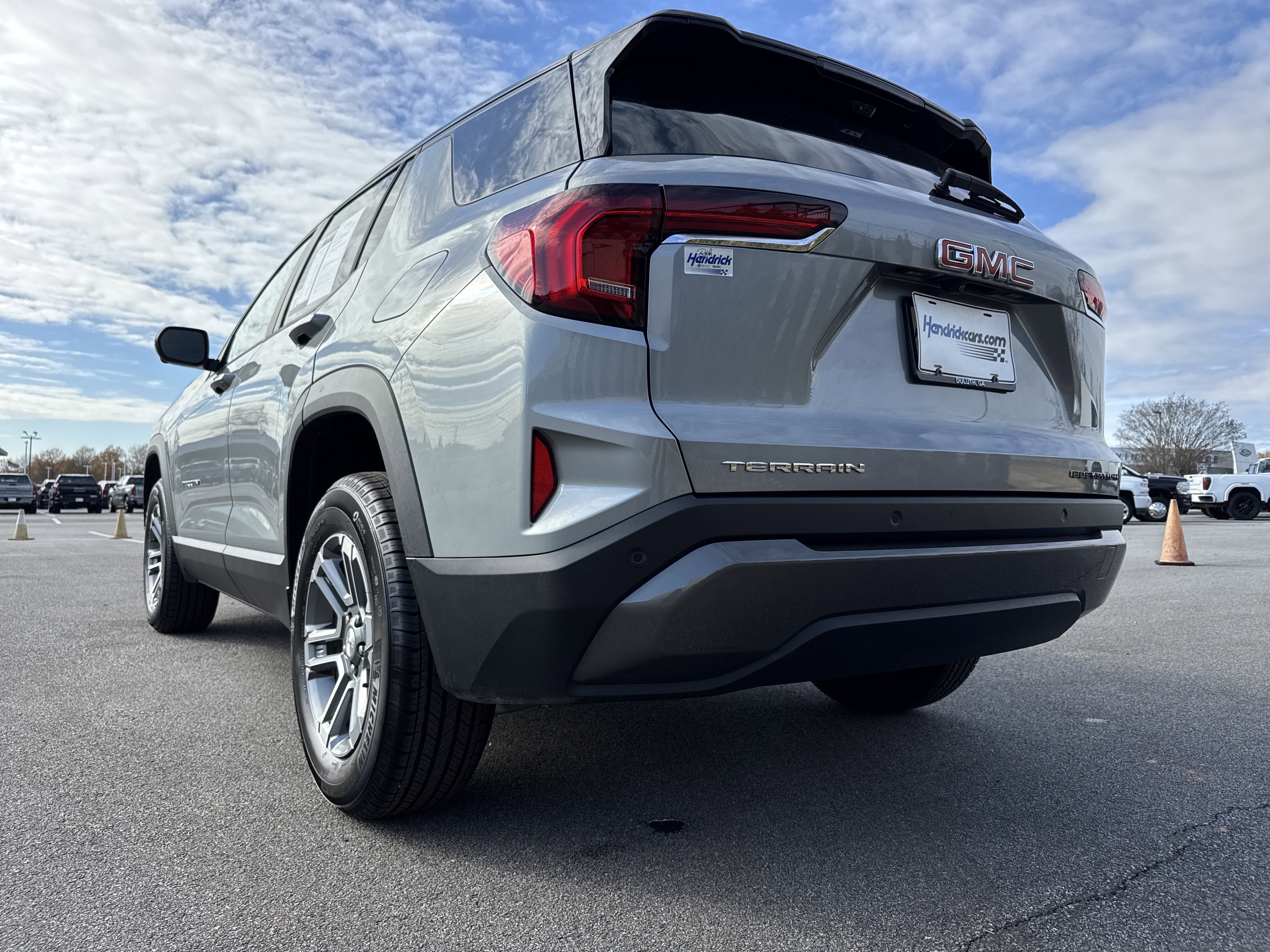 Used 2026 GMC Terrain Elevation w/ Technology Package II image 8