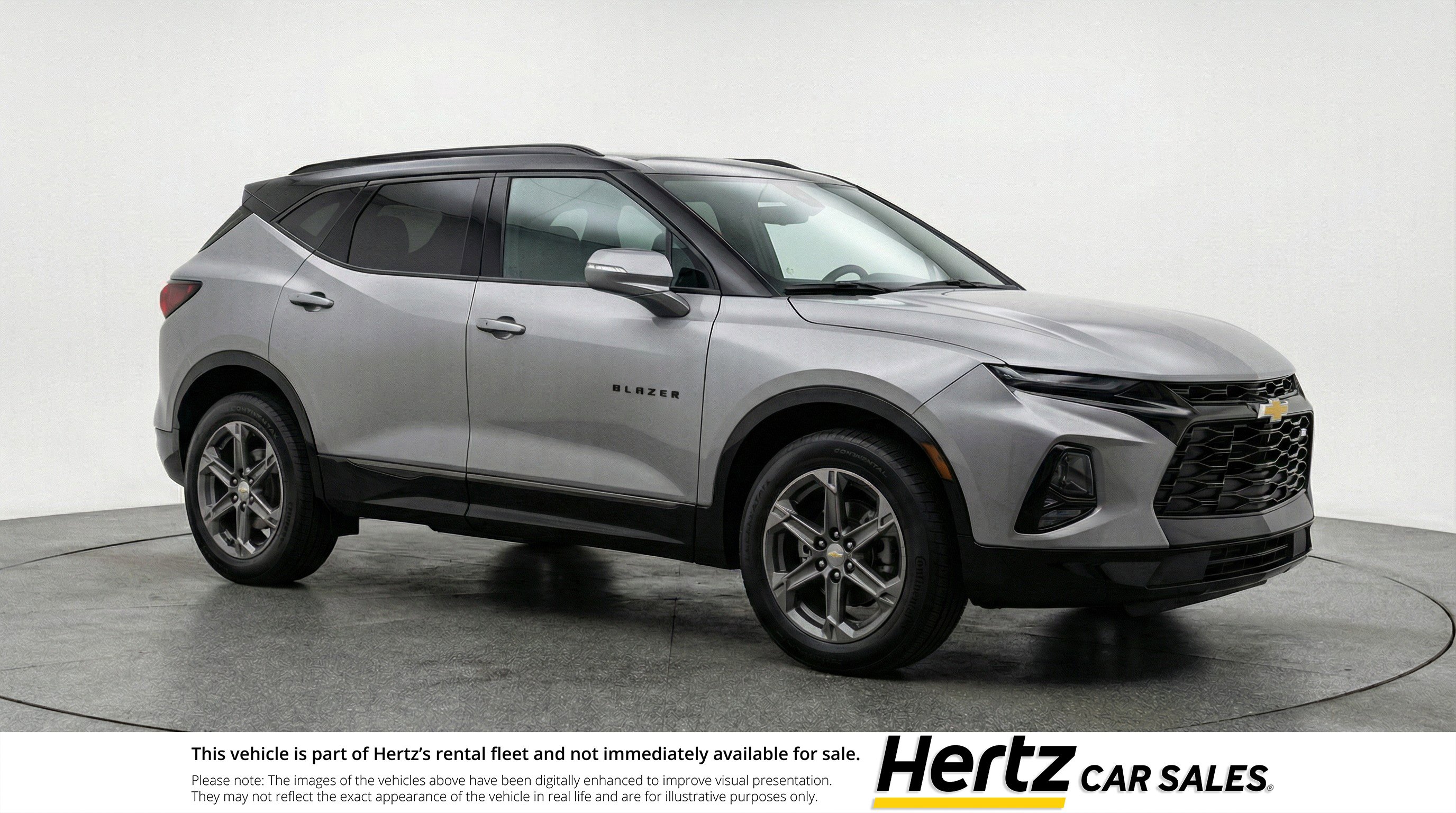 Used 2025 Chevrolet Blazer LT image 1