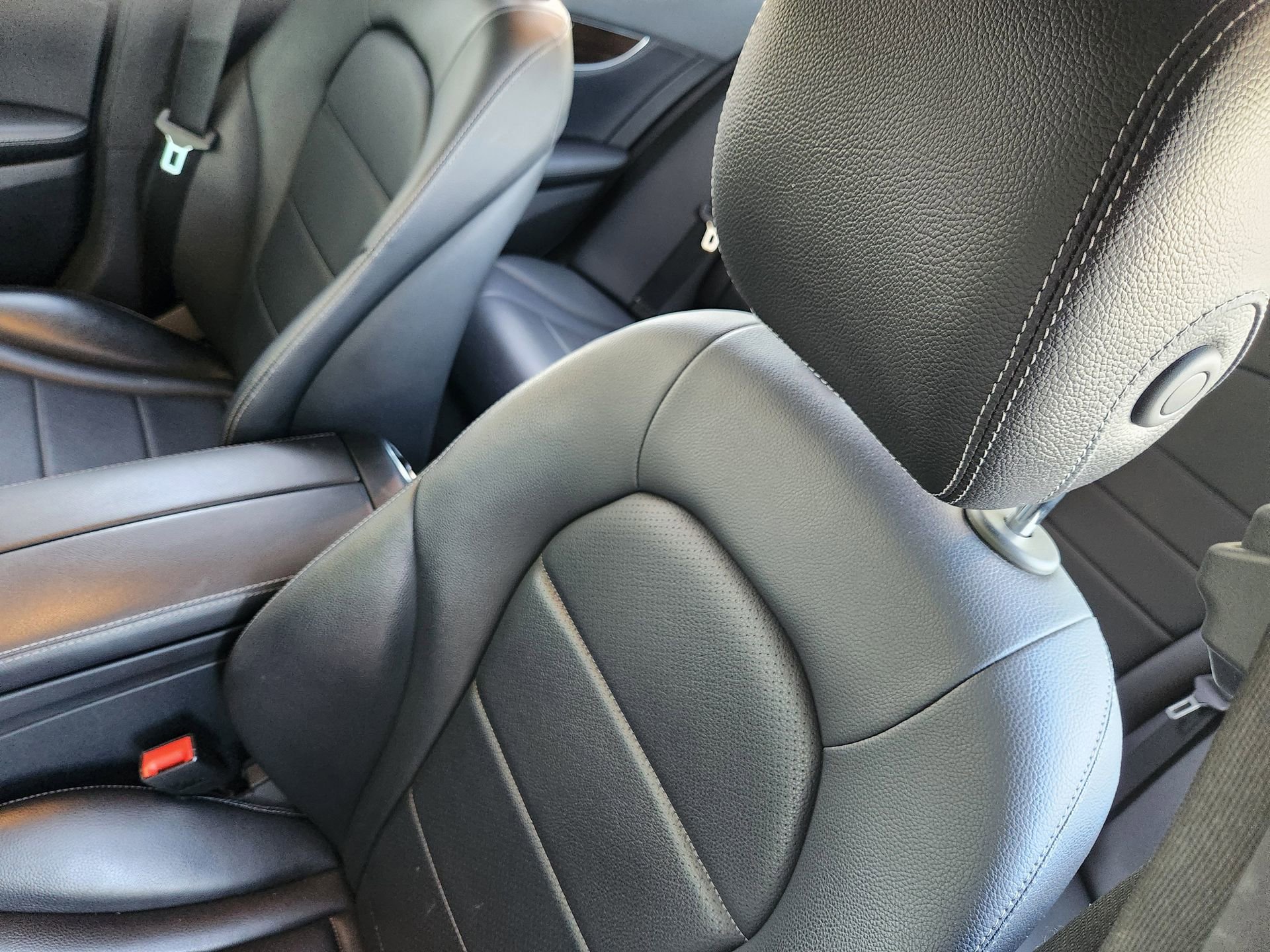 Used 2015 Mercedes-Benz C 300 C 300 image 16