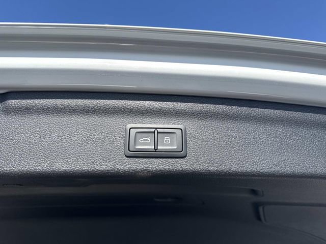 Used 2024 Audi Q3 2.0T Premium Plus image 9