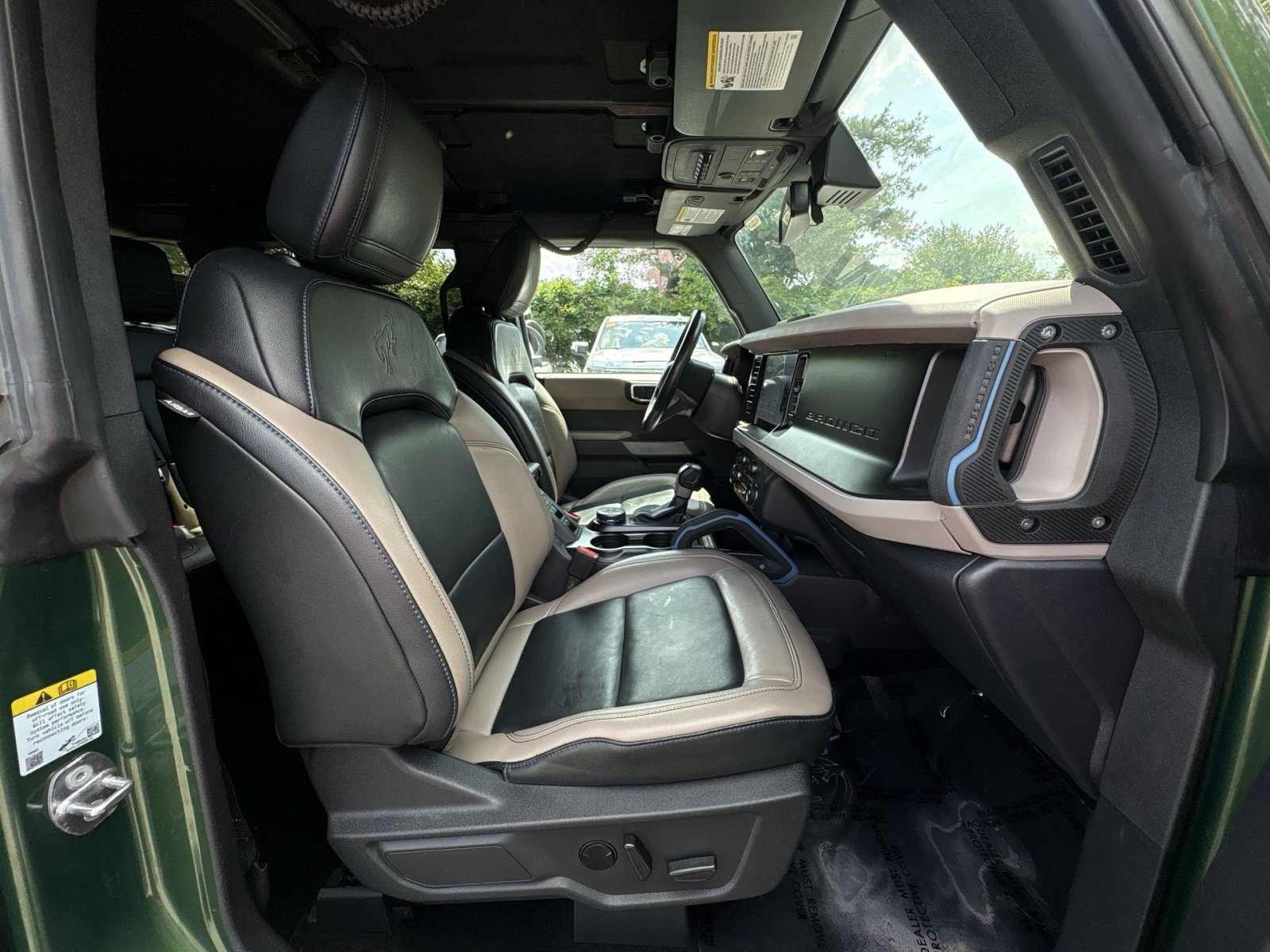 Used 2023 Ford Bronco Wildtrak AWD/4WD image 26