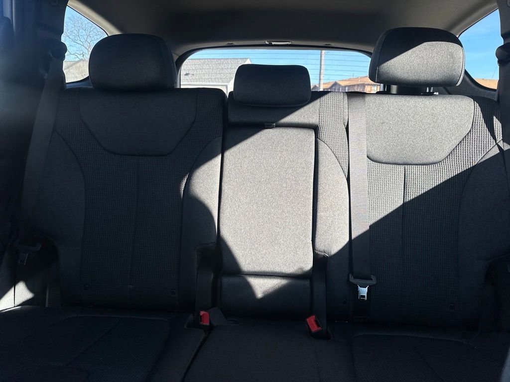Used 2021 Hyundai Santa Fe SEL image 18