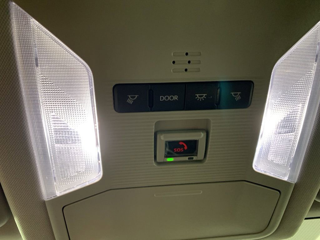 Used 2024 Toyota RAV4 LE image 20