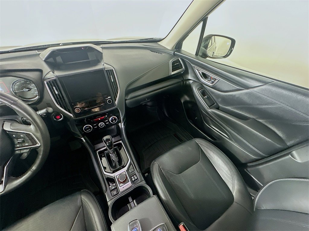 Used 2022 Subaru Forester Touring w/ Popular Package #2 image 11