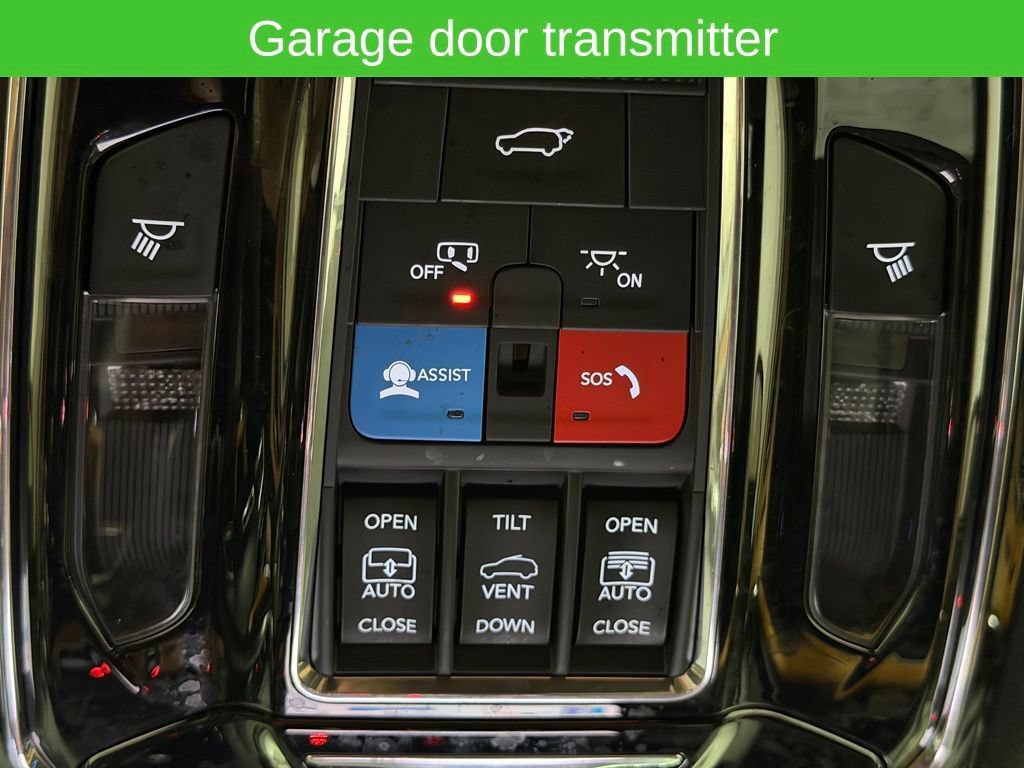 Used 2024 Jeep Grand Cherokee Summit AWD/4WD image 37