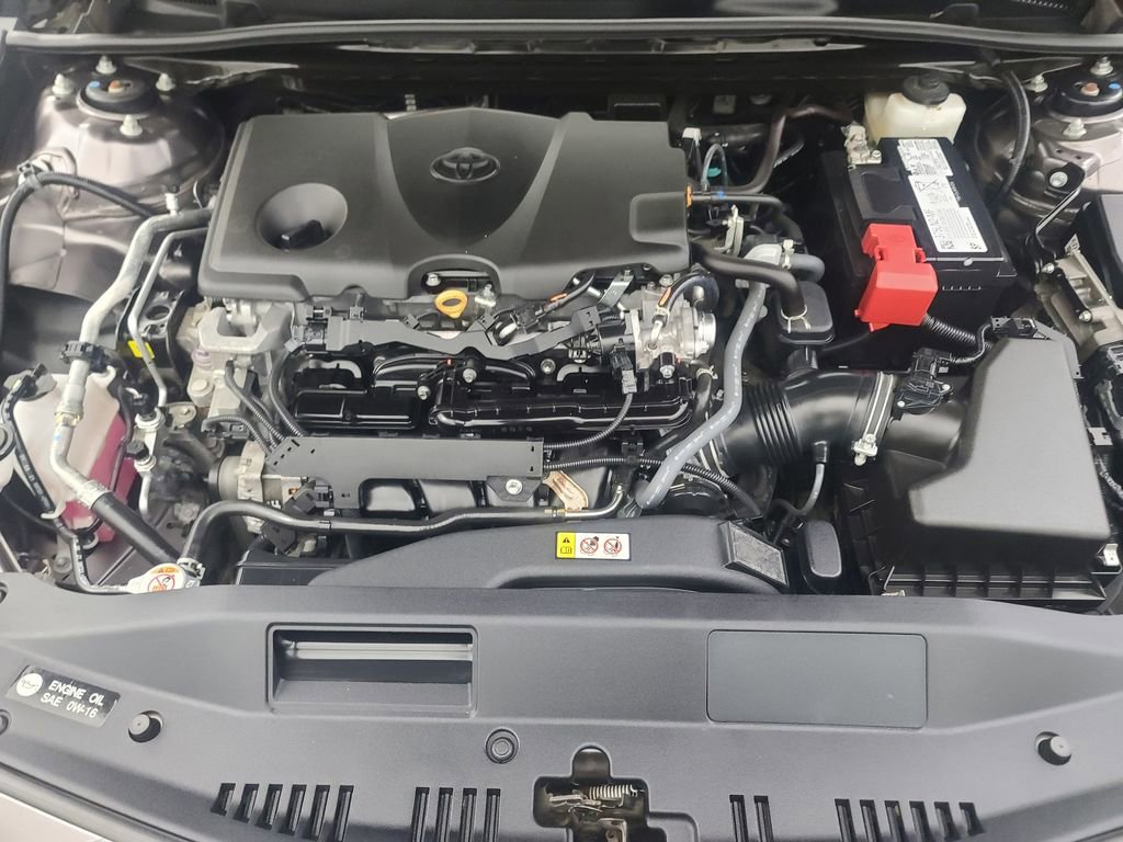 Used 2022 Toyota Camry SE w/ Cold Weather Package image 39