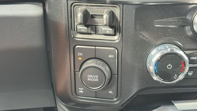 New 2025 Ford F350 Platinum w/ FX4 Off-Road Package image 24