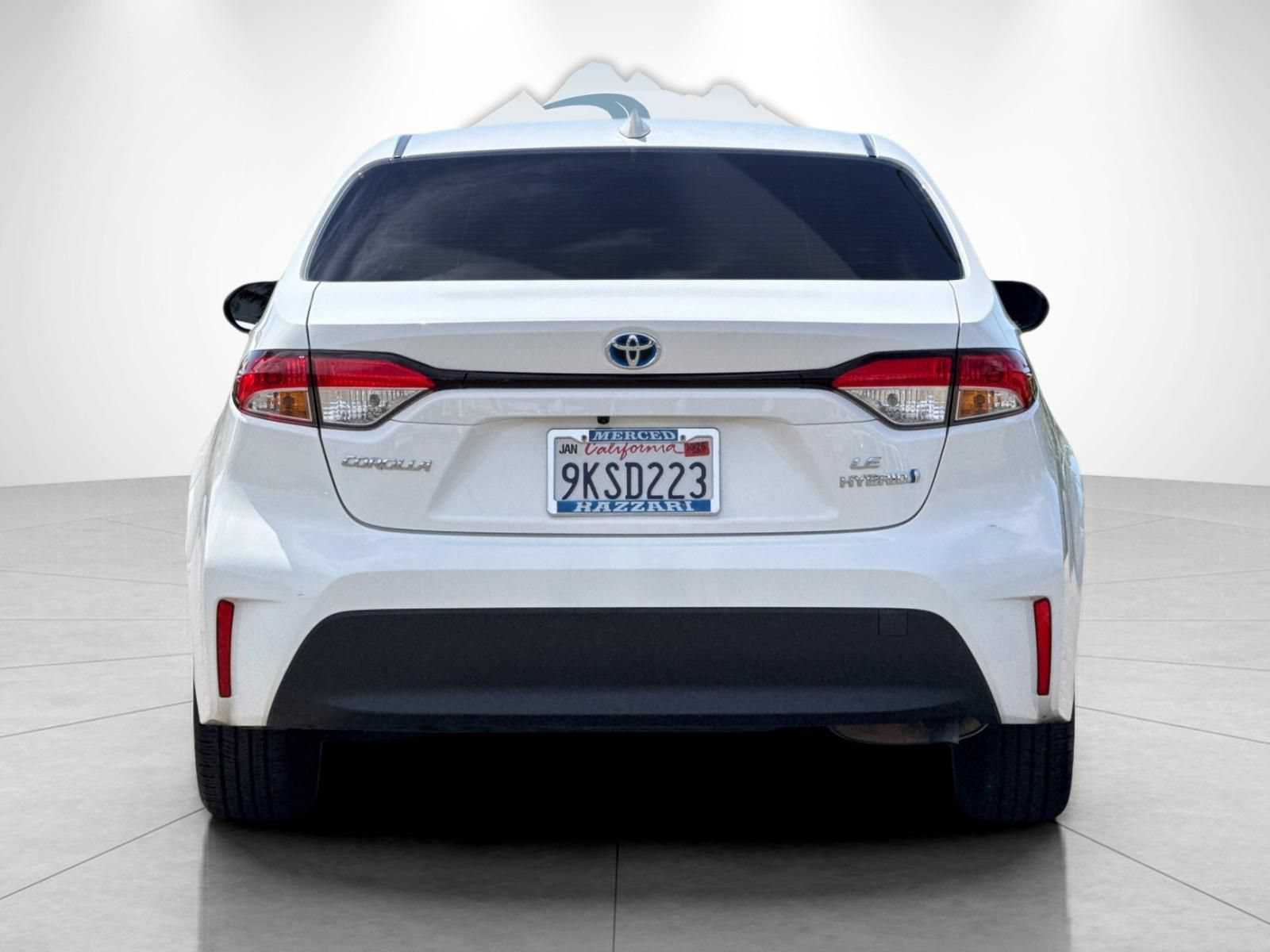 Used 2024 Toyota Corolla LE FWD image 4
