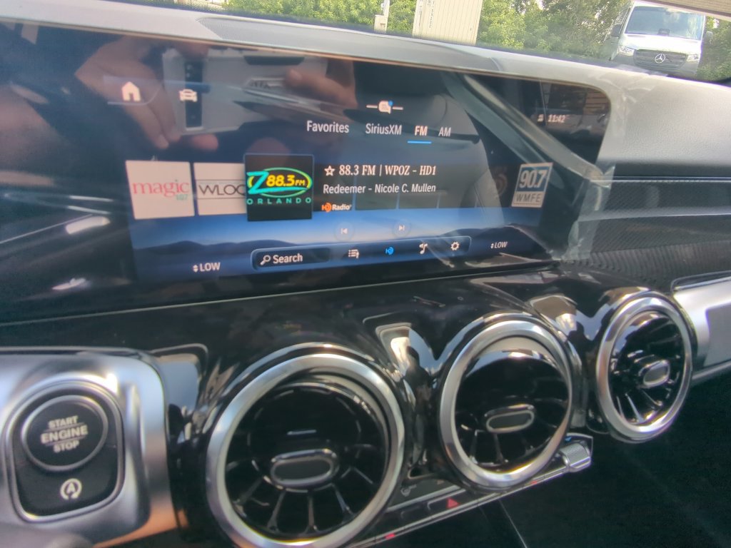 Used 2026 Mercedes-Benz GLB 250 image 6